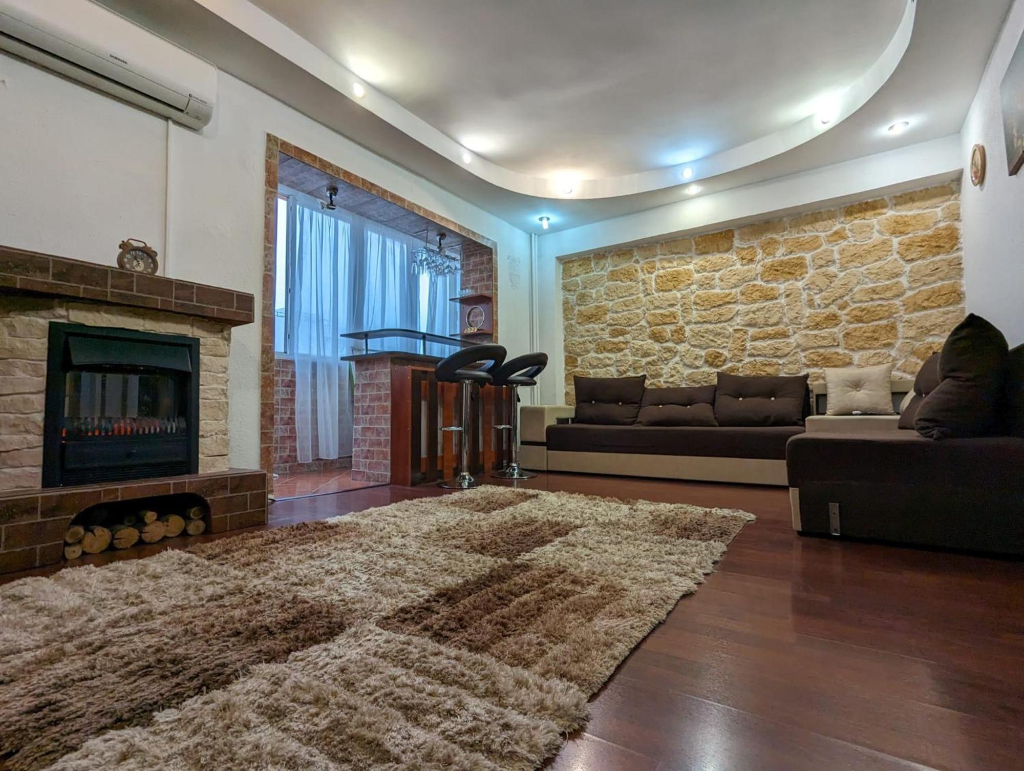 Modern Oasis With A Cozy Fireplace Your Stylish Apartment Minutes From Downtown Bucareste Exterior foto